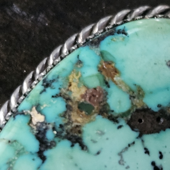 Vintage Zuni Signed Turquoise Pendant on Real Pearl Necklace - Picture 7 of 8